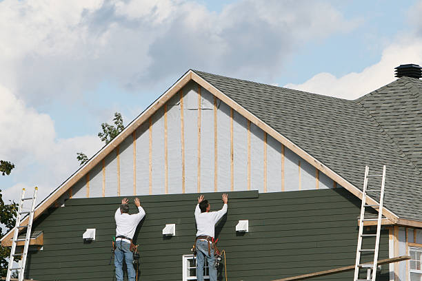 Professional Emergency Siding Repair technician working in Stevensville, MD
